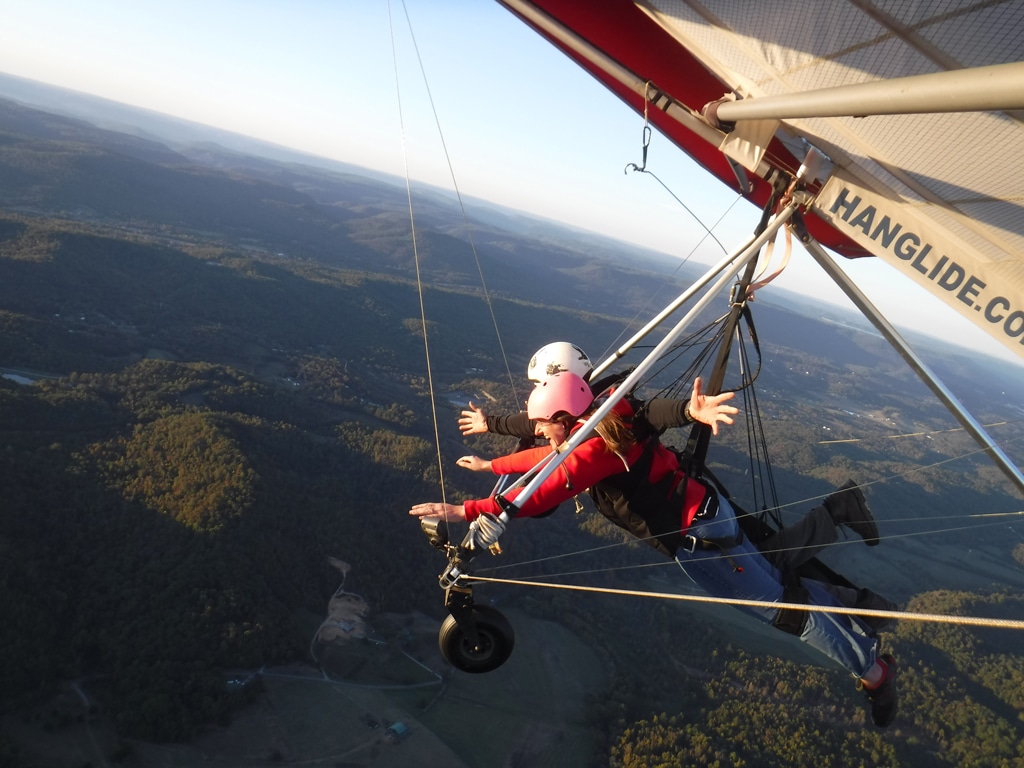 Aviva hang-gliding